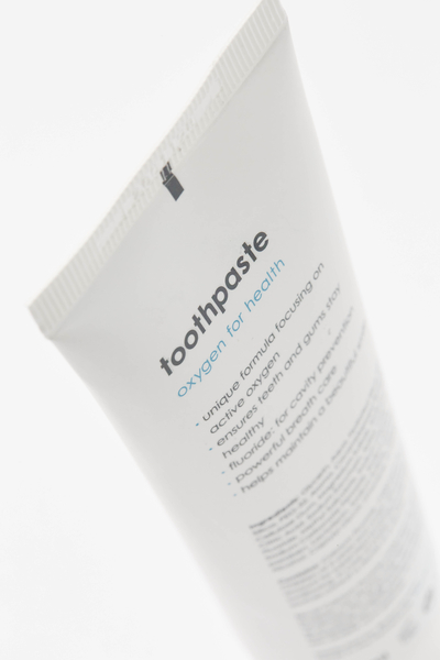 bluem toothpaste calciumfluoride_sfeer_1