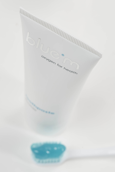 bluem toothpaste calciumfluoride_sfeer_2